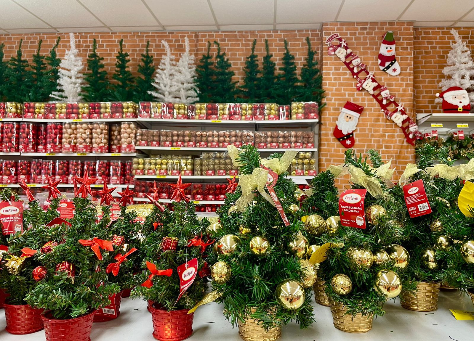 Fim de ano da Americanas tem itens para decorar, presentar e saborear a partir de R$ 4,99